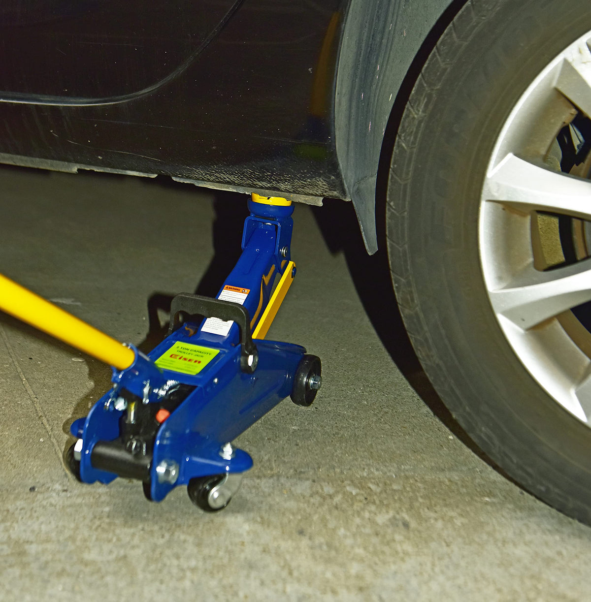 2-Ton Hydraulic Floor Jack I83039