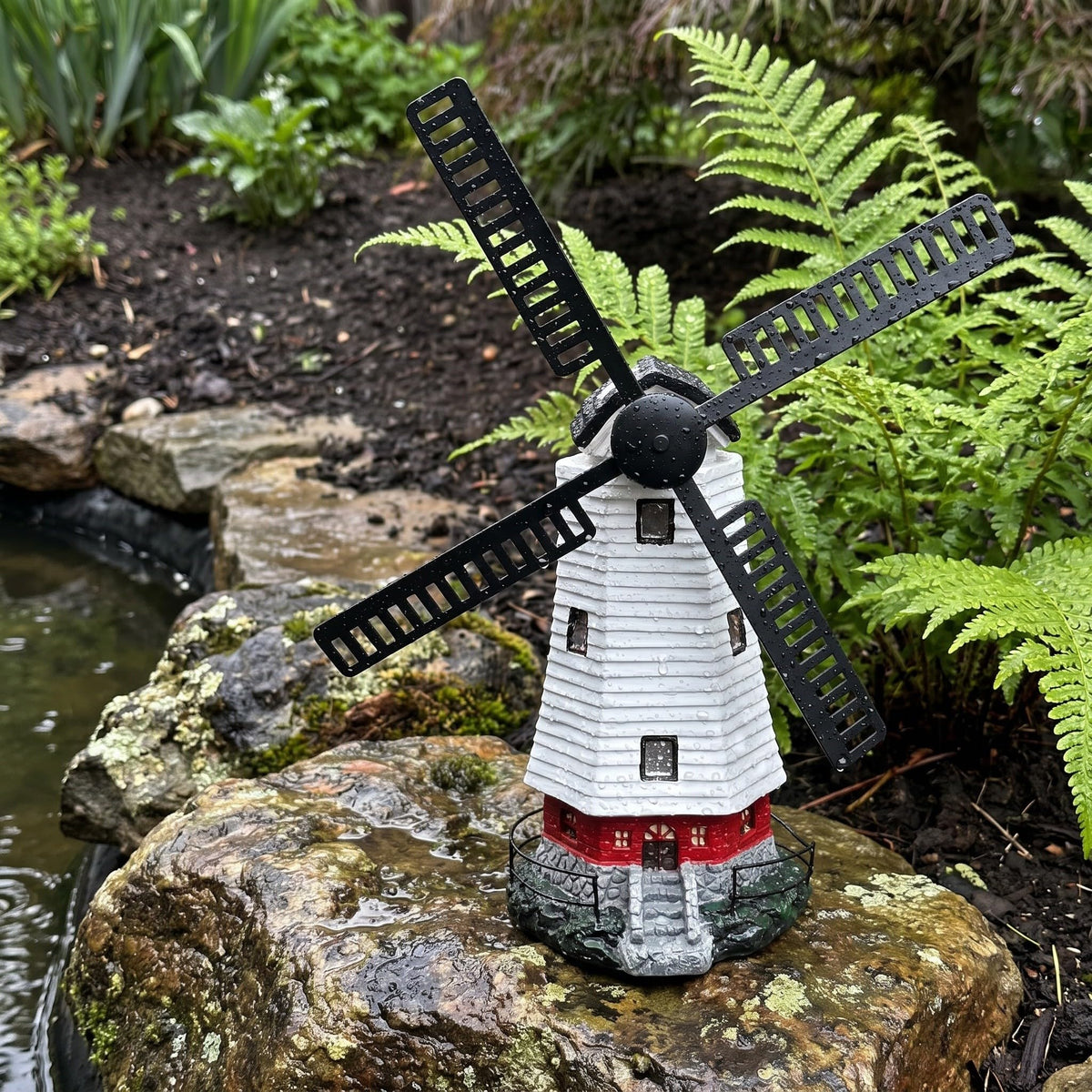 Solar Powered Rotating Lighthouse Garden Statue Light H9374