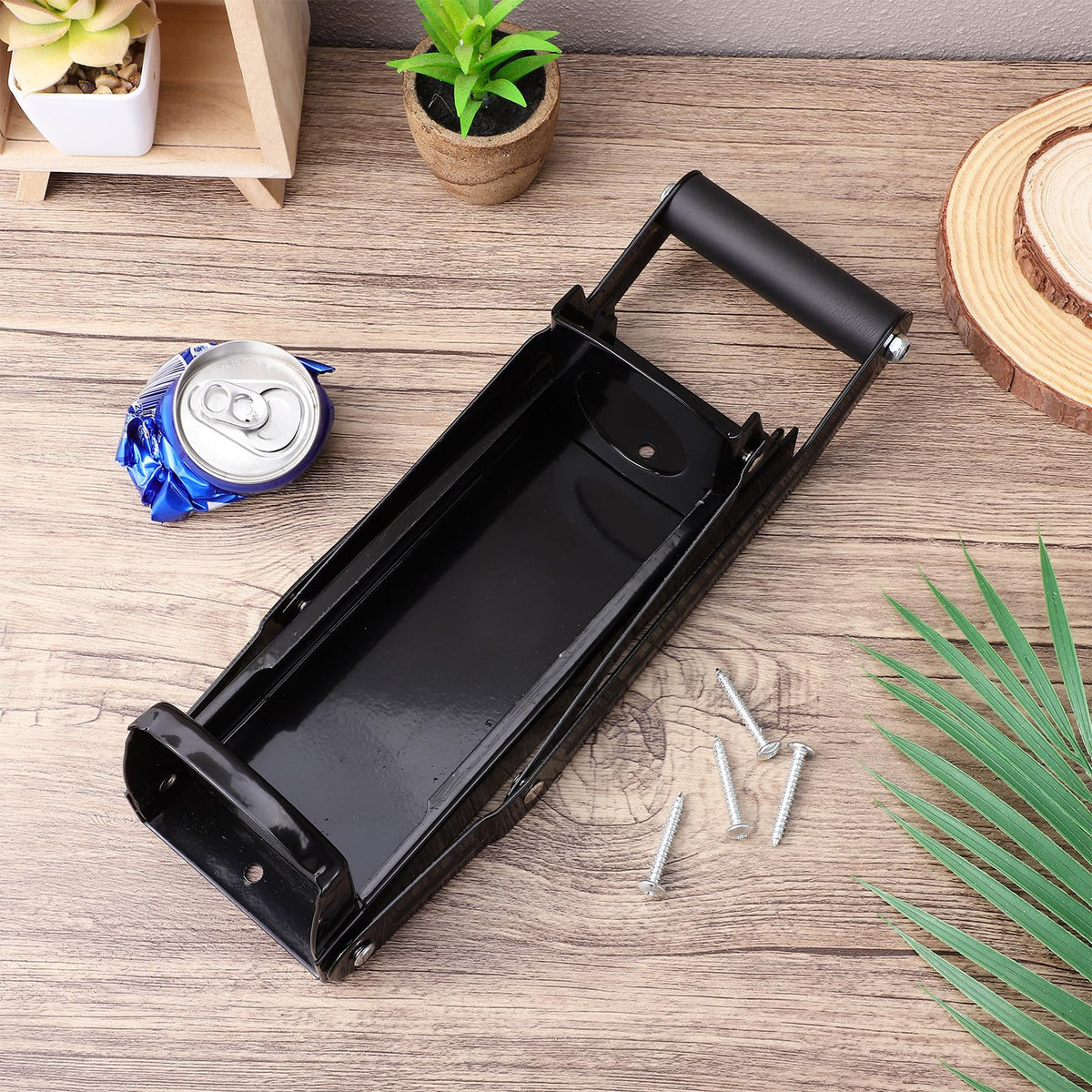 Wall Mounted Can Crusher with Folding Handle W661